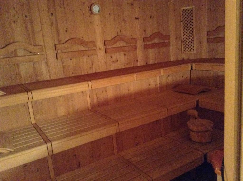 Hotel Garni Almhof 蒂罗尔-泽费尔德 外观 照片